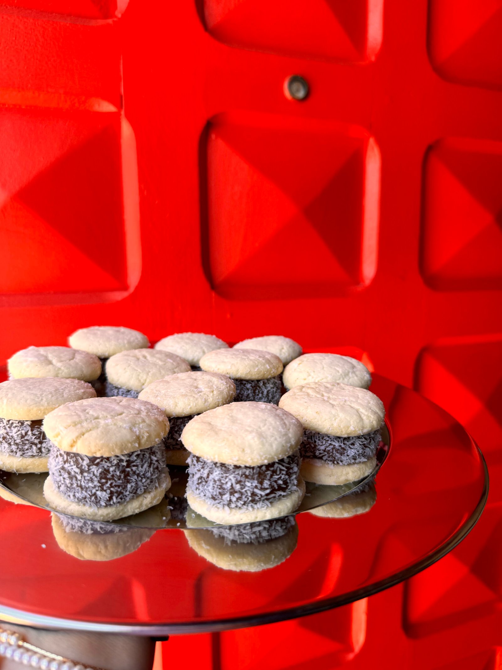 ALFAJORES DE MAICENA MEDIANOS